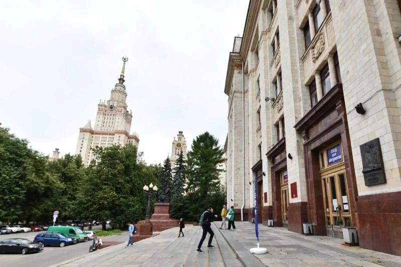 Студенты московских вузов стали участниками «Школы городской экономики»
