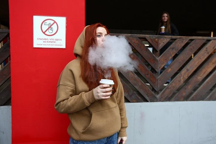 Бросила курить и вернулась на работу: как живет крымчанка после поражения легких из-за ...