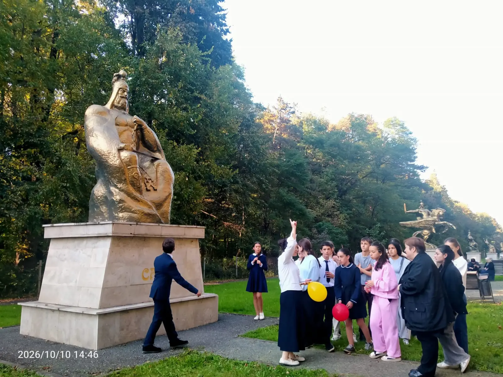 В рамках Единого дня открытых дверей состоялась квест-экскурсия по терренкуру «Нартон».