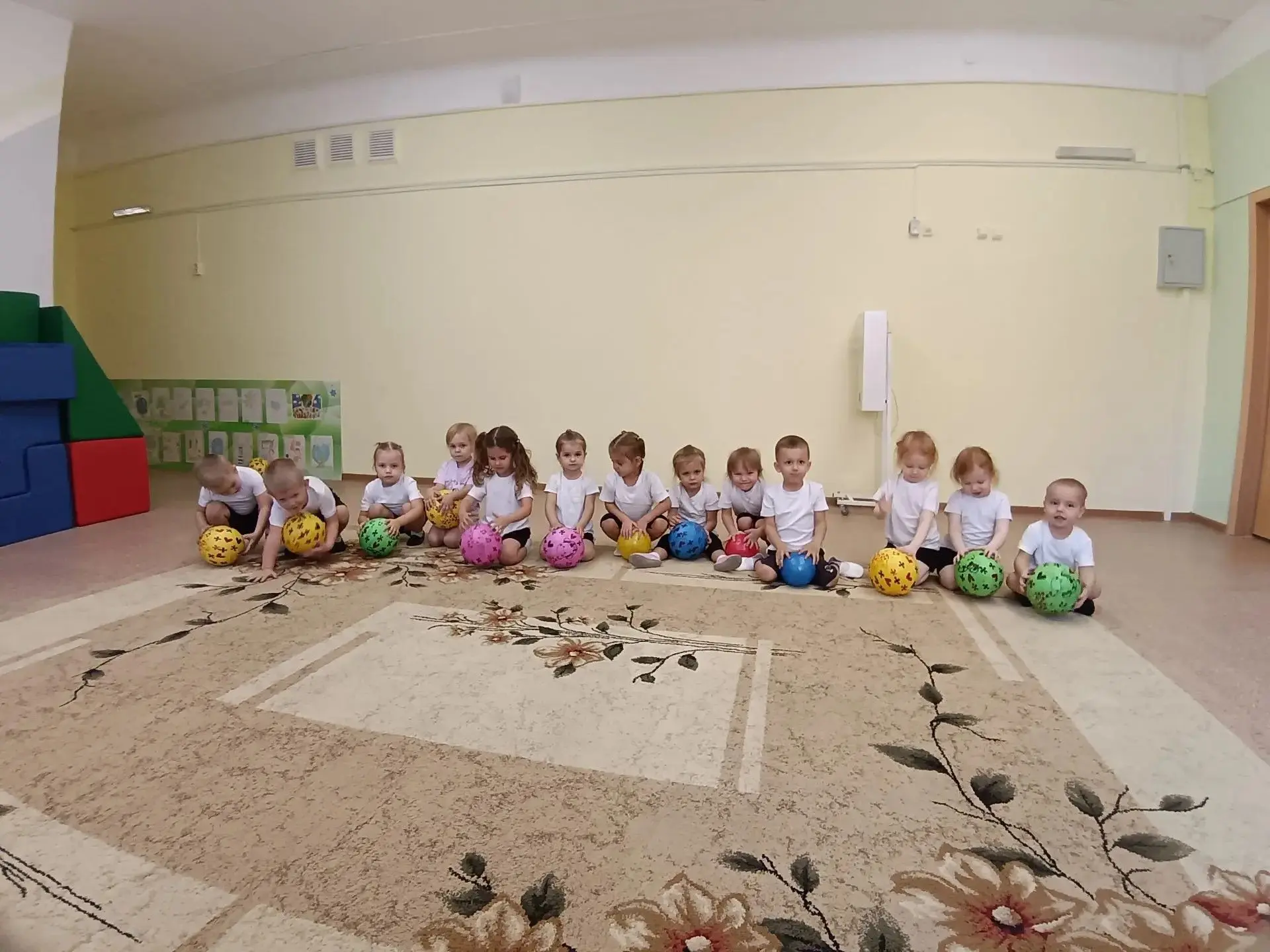 Важный этап в физическом развитии ребёнка в 3 - 4 года.
