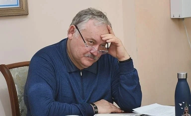 Оползень повредил дорогу в Уч-Дере