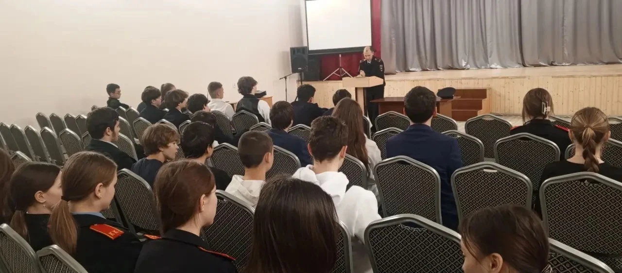 👮‍♂ ПРОФОРИЕНТАЦИЯ С ПОЛЬЗОЙ: ВСТРЕЧА С ПРЕДСТАВИТЕЛЕМ ПОЛИЦИИ! 👮‍♀