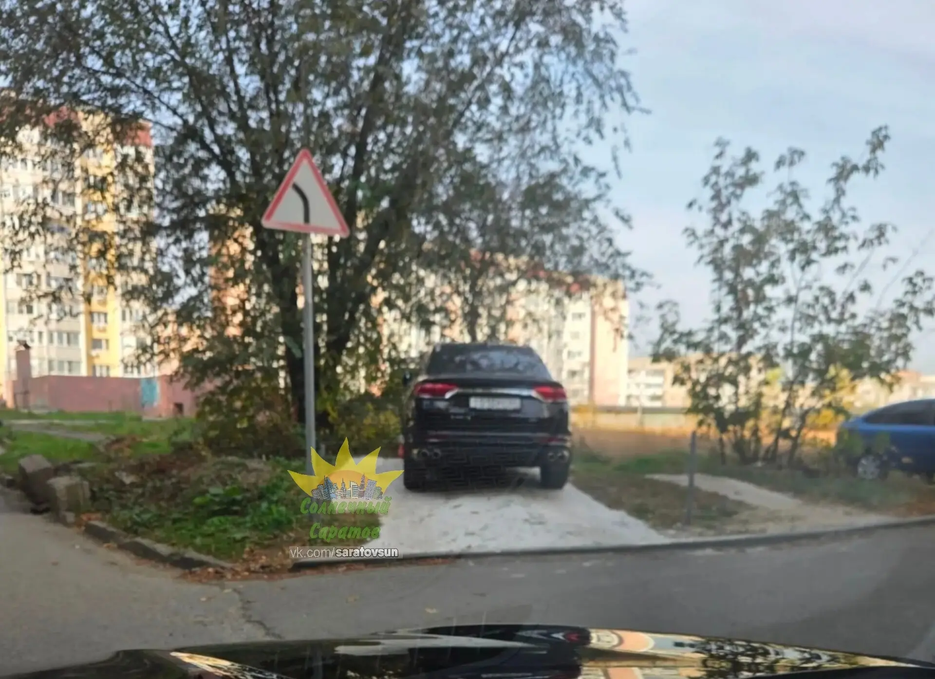 Вот так газон превращается в частную собственности
