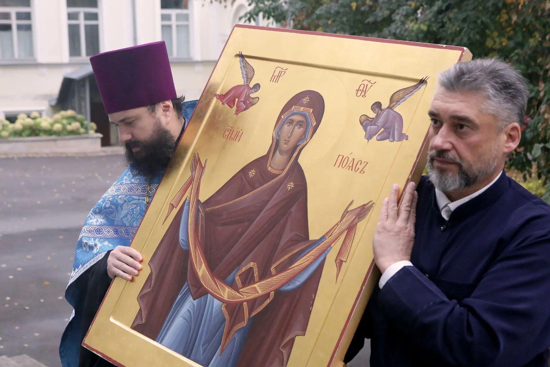 13 октября в Иоанно-Предтеченский ставропигиальный женский монастырь принесена икона