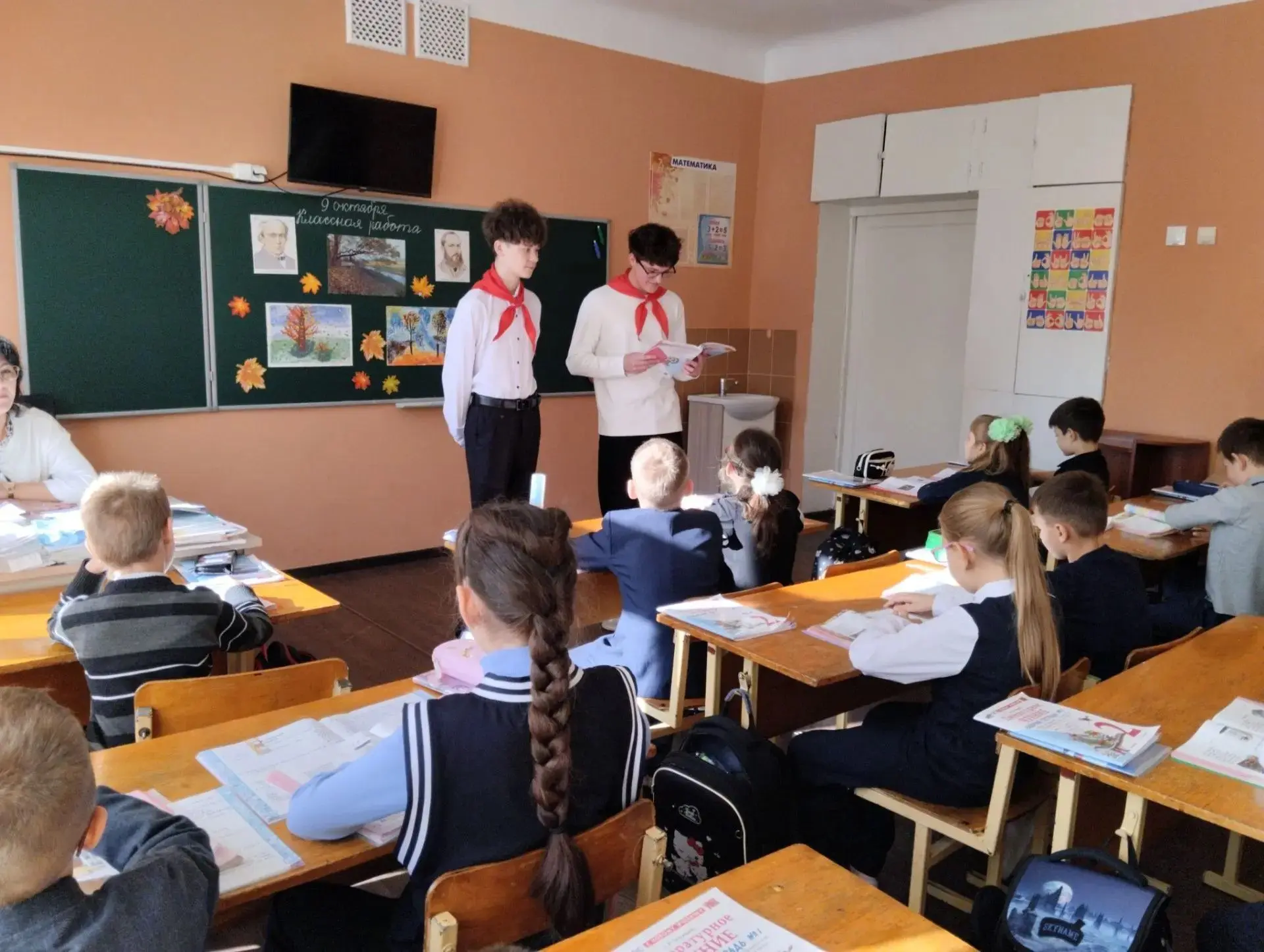 В рамках Республиканской акции «Учиться в Донбассе» в нашей школе состоялся профориента...