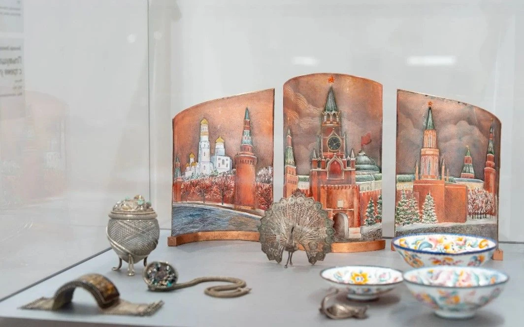 💎 Салехардцам покажут украшения советской эпохи