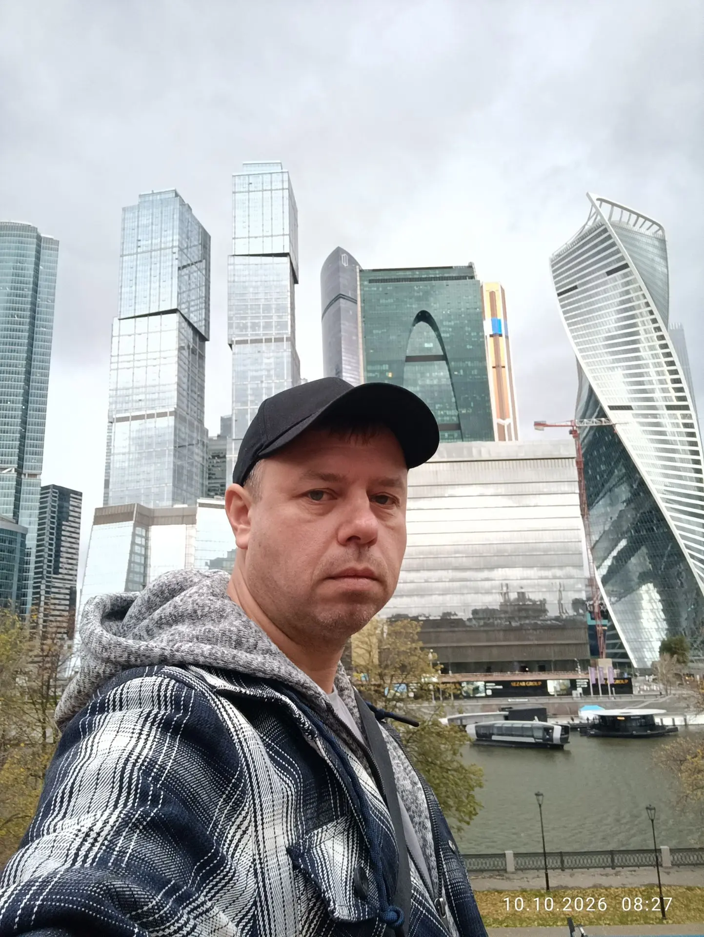 Сегодня покоряем Москву!