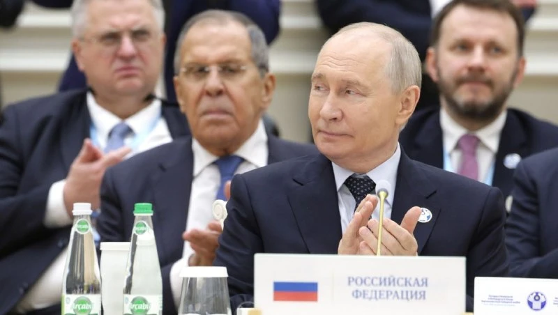 СНГ исполняется 35 лет: Путин рассказал о будущем Содружества на саммите в Туркмении.