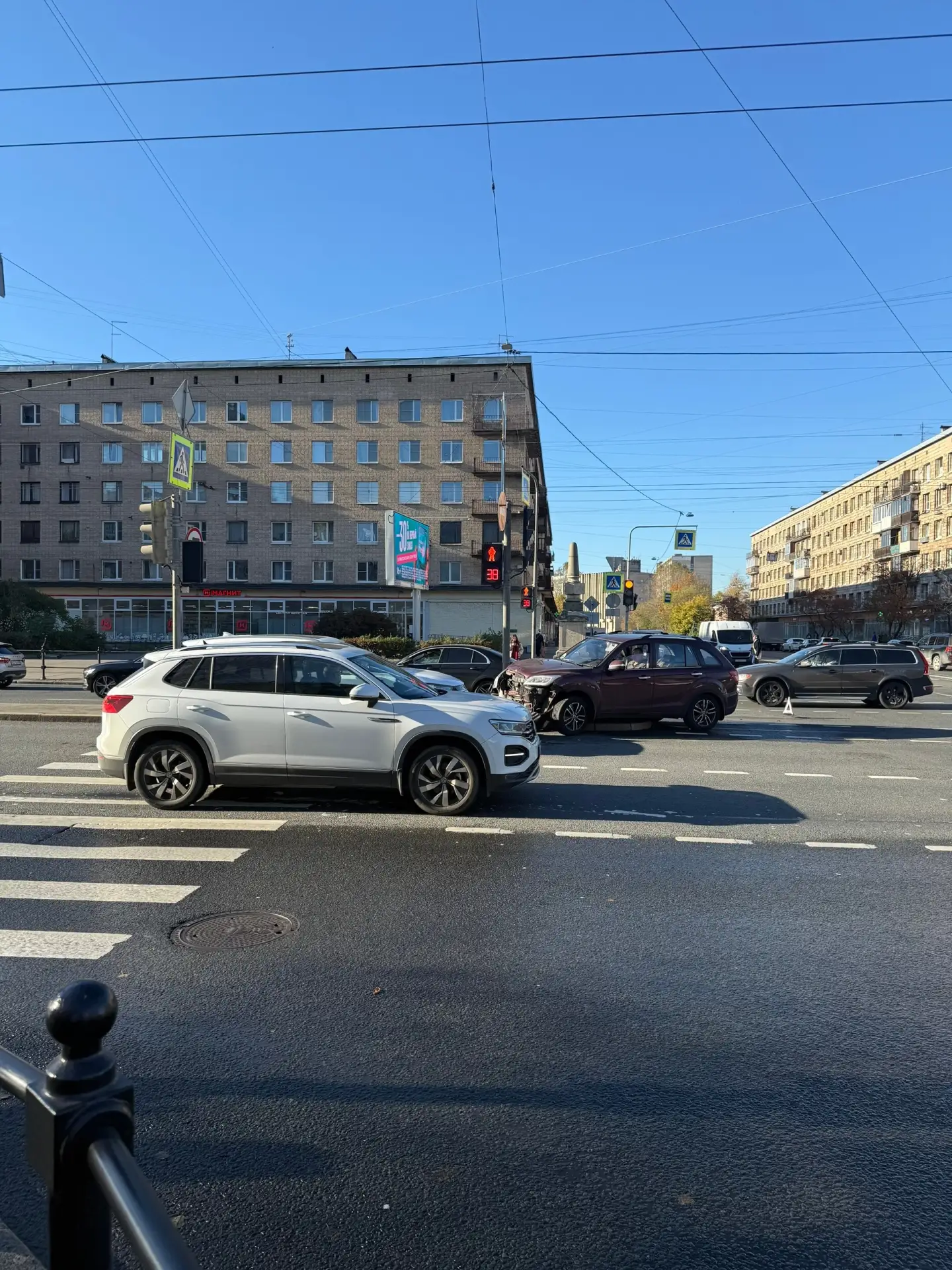 Добрый день, ищу запись момента ДТП с видеорегистратора, пересечение пр. Стачек и ул. Т...