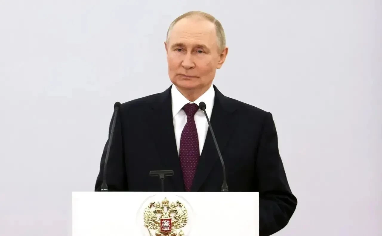Уважаемый Владимир Владимирович Путин! От имени МБУ "Октябрьское СДК" поздравляем Вас с...