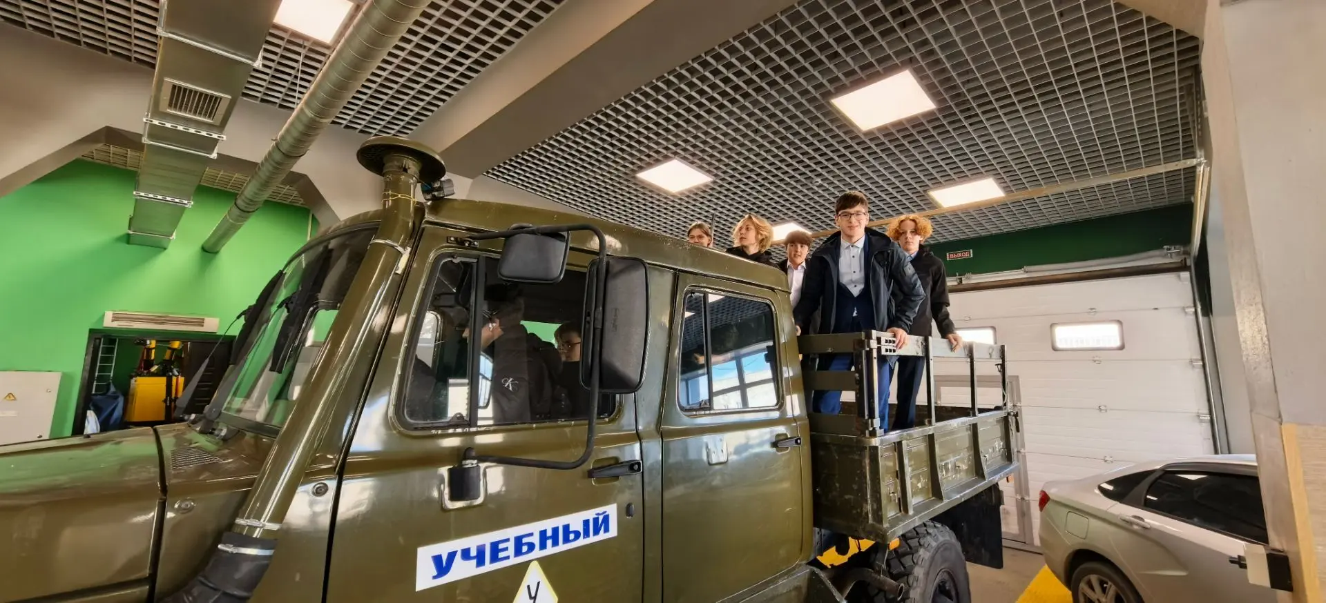 🔧 «Неделя без турникетов»: 9-е классы в Мастерских Магаданского политехнического техни...