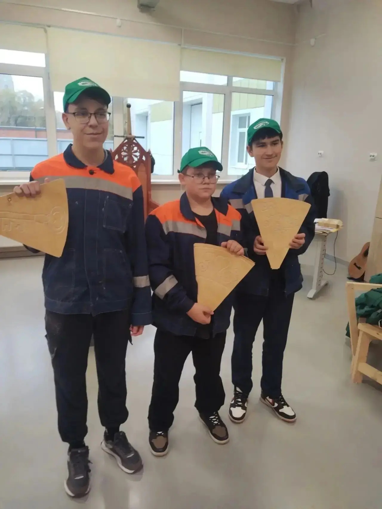 🪵 Знакомство с профессией плотника! 🔨