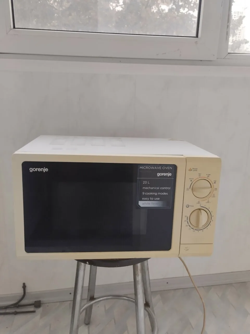 Продам микроволновку Gorenje MO 23 MGW, 23 л, 2 500 Рр., Донецк
