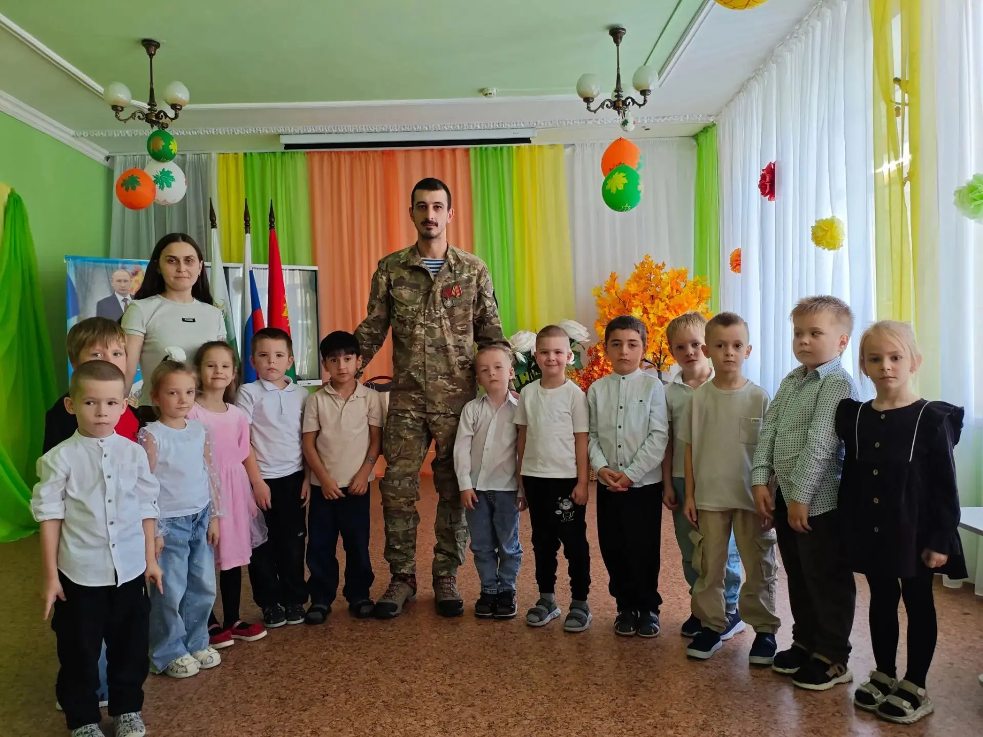 🪖Сегодня в детском саду 34 города Ельца произошло особенное событие: дошколята принима...