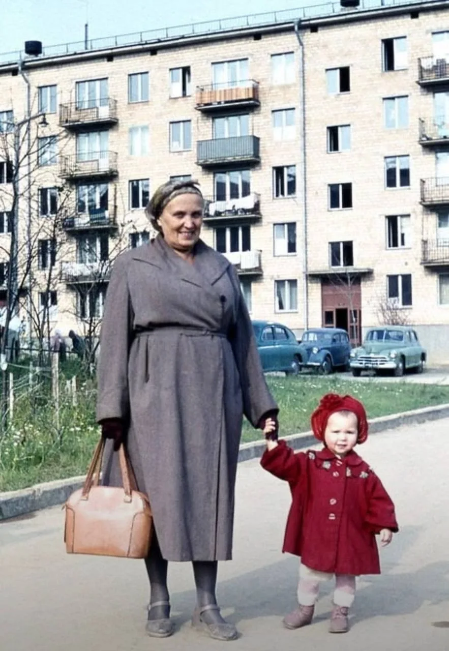 Так выглядела Гарибальди, 17к3, в далеком 1961 году (первое фото).