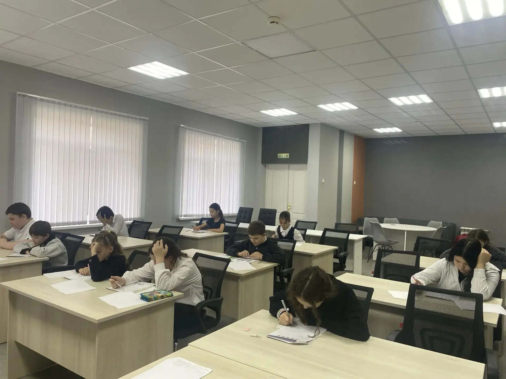В соответствии с графиком проведения школьного этапа предметных олимпиад 14 октября 202...