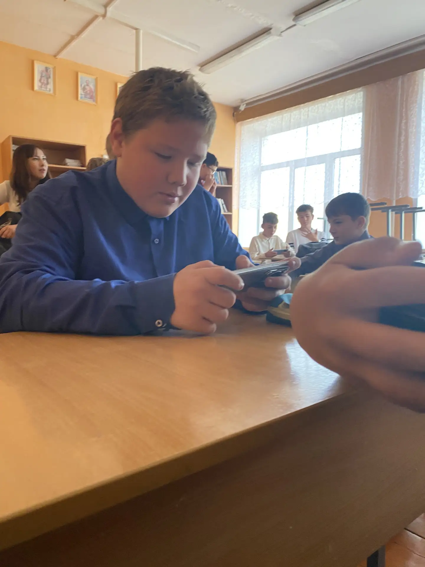 Понравился мальчик занят или нет срочно дайте юз или номер