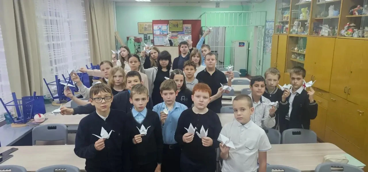 🕊️Нам нужен мир..🕊️