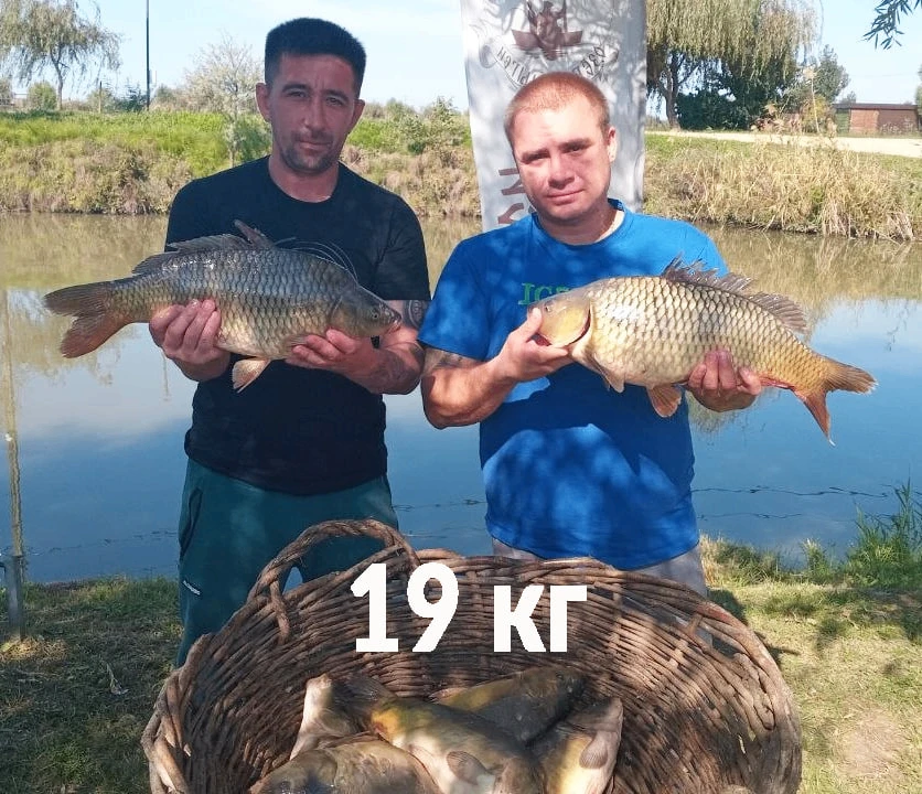 🔥Друзья Денис и Вадим отдыхали на Богатом в 6 домике, клёв отличный, комфорт на уровне👍