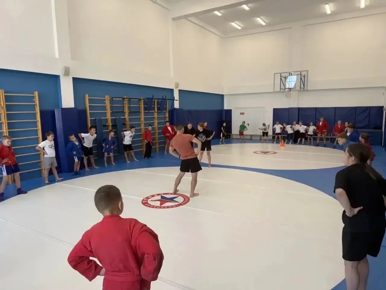 🥋 САМБО — СИЛА ХАРАКТЕРА, ДИСЦИПЛИНА И ПУТЬ К ПОБЕДАМ! 💪🇷🇺