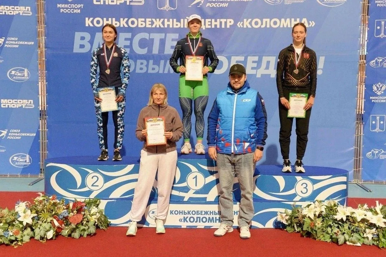 Мурманская конькобежка Ксения Коржова взяла золото в Коломне