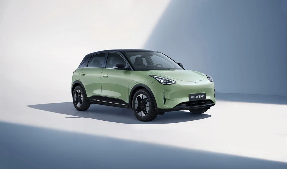 Представительство марки Geely в России официально подтвердило скорое появление на рынке...
