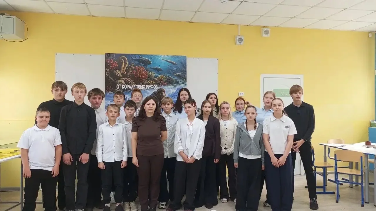 Второй день работы мобильной экспозиции «От коралловых рифов до курганных культур»