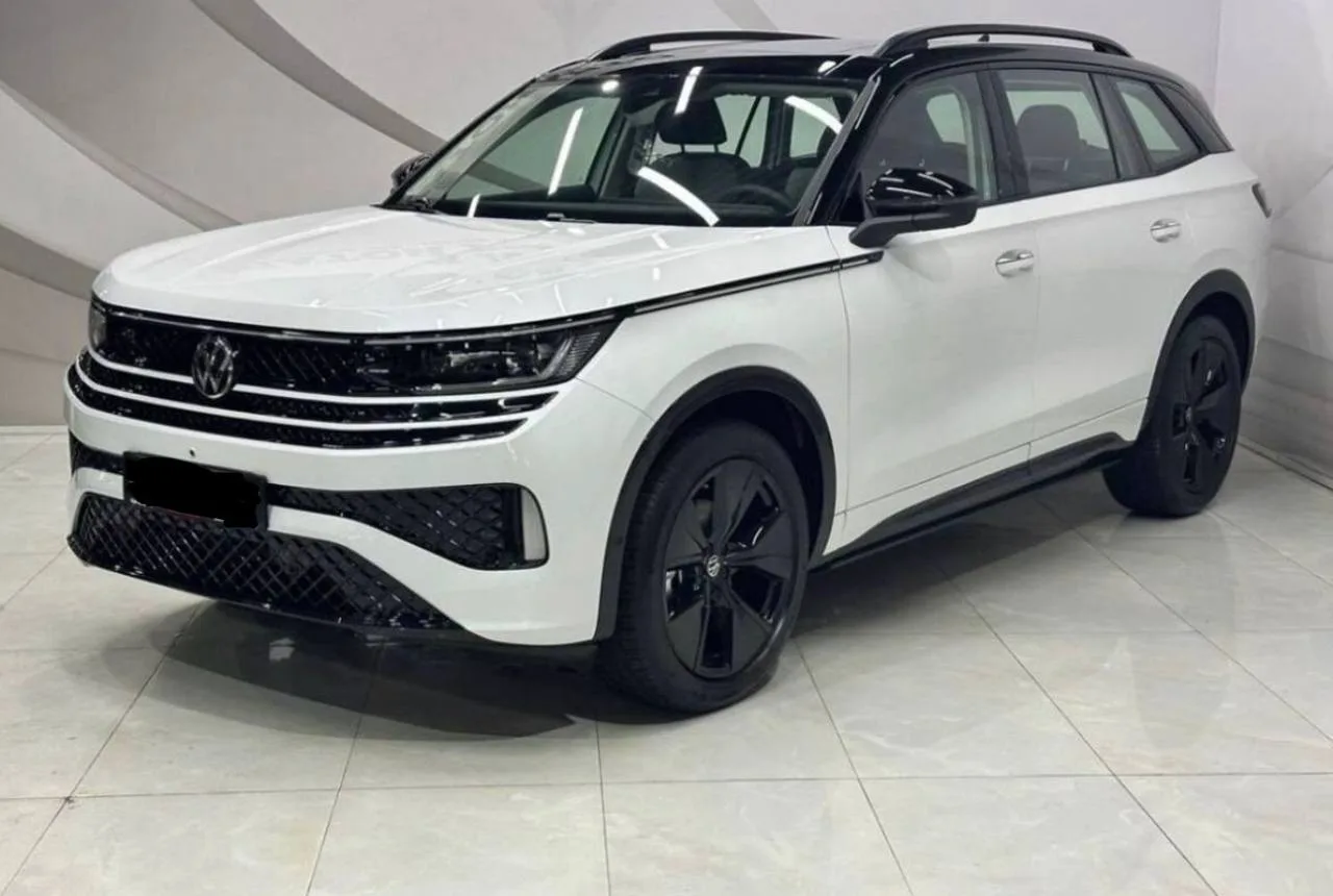 🇨🇳  Новый Volkswagen Tavendor  380TSI R-Line