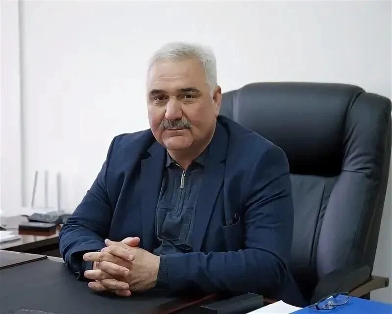 Ханлар Пашабеков освободил от должности начальника УЖКХ Дербента Руфета Алиева.