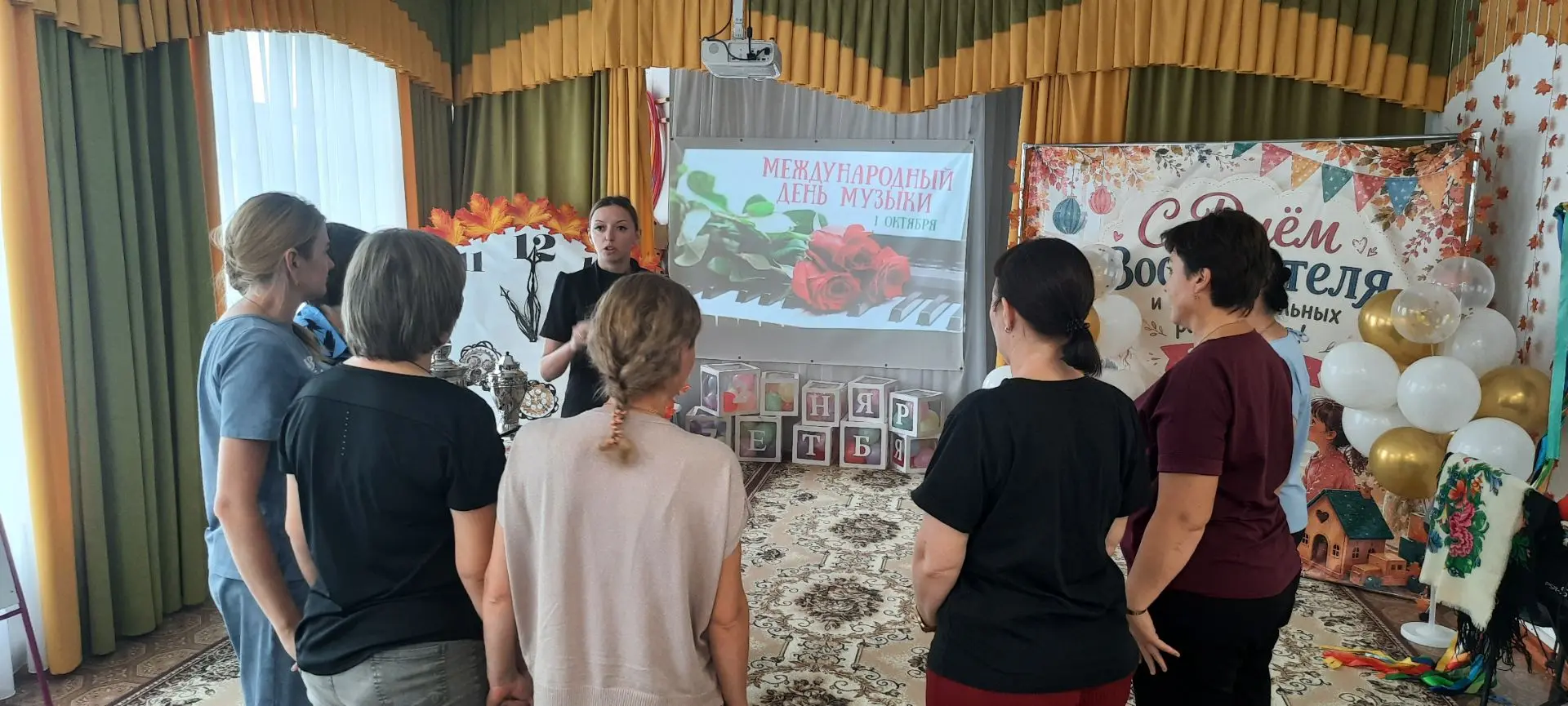 🎶Музыкальная гостиная в нашем детском саду: когда взрослые становятся детьми! 🎹