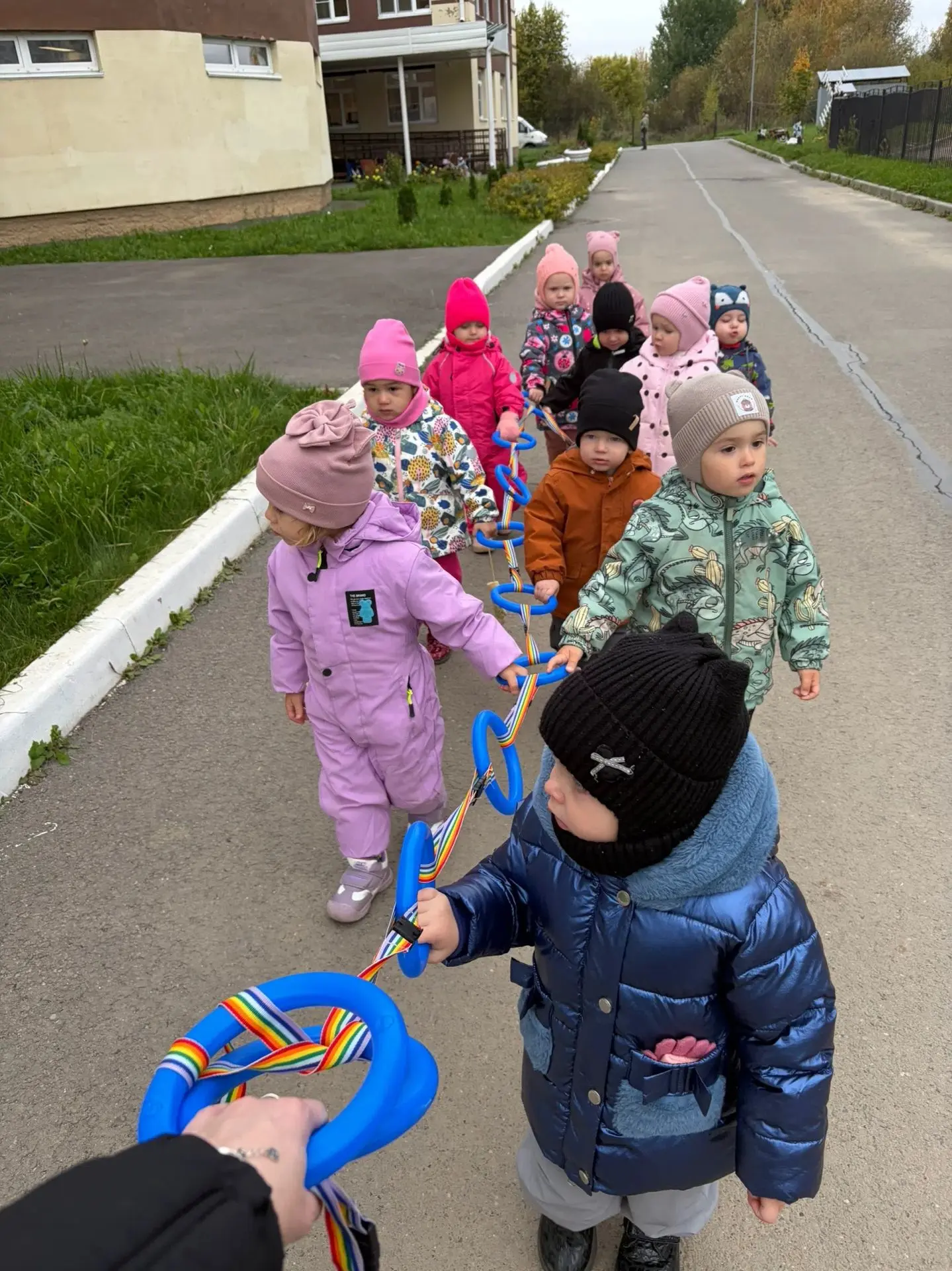 🚶‍♀️ НА ПРОГУЛКУ ДРУЖНОЙ КОМАНДОЙ! 👫