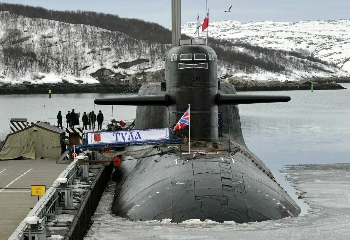 11 октября 2008 г. - атомный подводный крейсер «Тула» впервые в истории российского Вое...