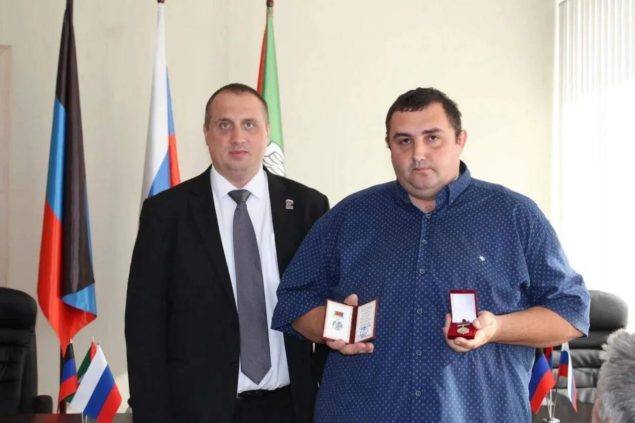⚡️ В Горловке водителя автобуса наградили за спасение пассажиров