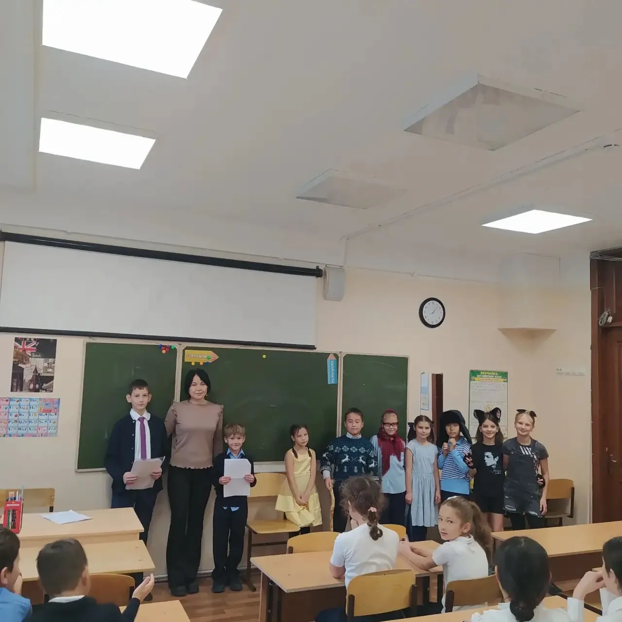 🎭 Неделя гуманитарных наук: «Репка» на английском языке!