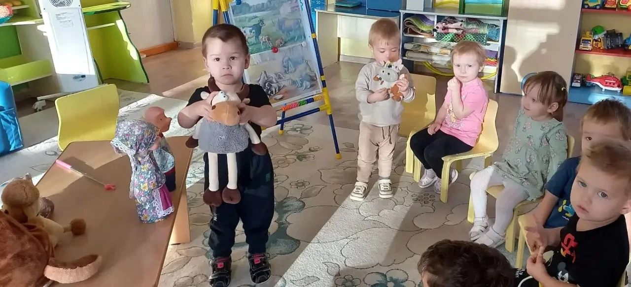 В группе раннего возраста проведено увлекательное занятие по формированию элементарных ...