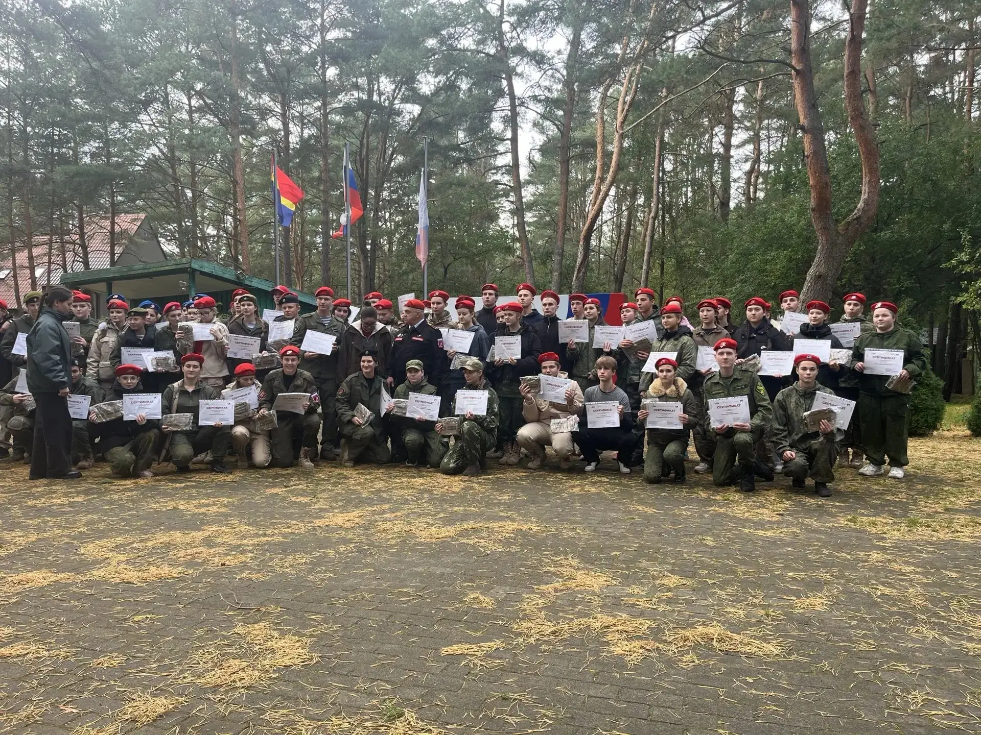 В регионе дан старт конкурсу «Юнармеец Года»: школьники проверили навыки строевой, огне...