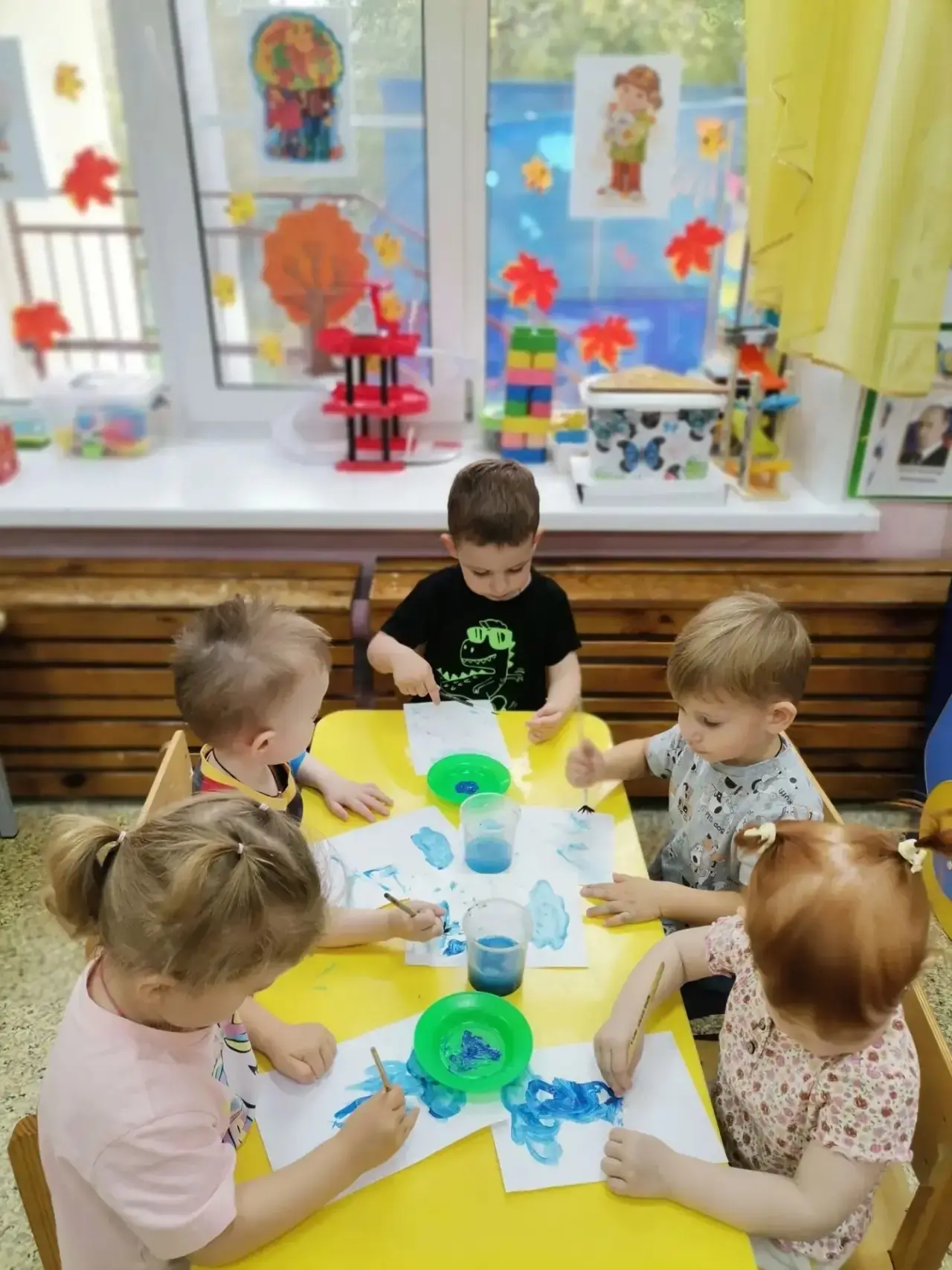 ✨Наши крошки тоже хотят творить! В группе раннего возраста состоялось знакомство с гуаш...