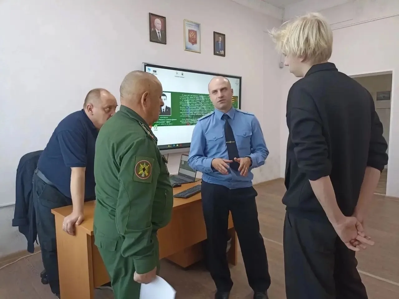 🛡️ На страже границ: встреча с представителями Пограничного управления ФСБ России