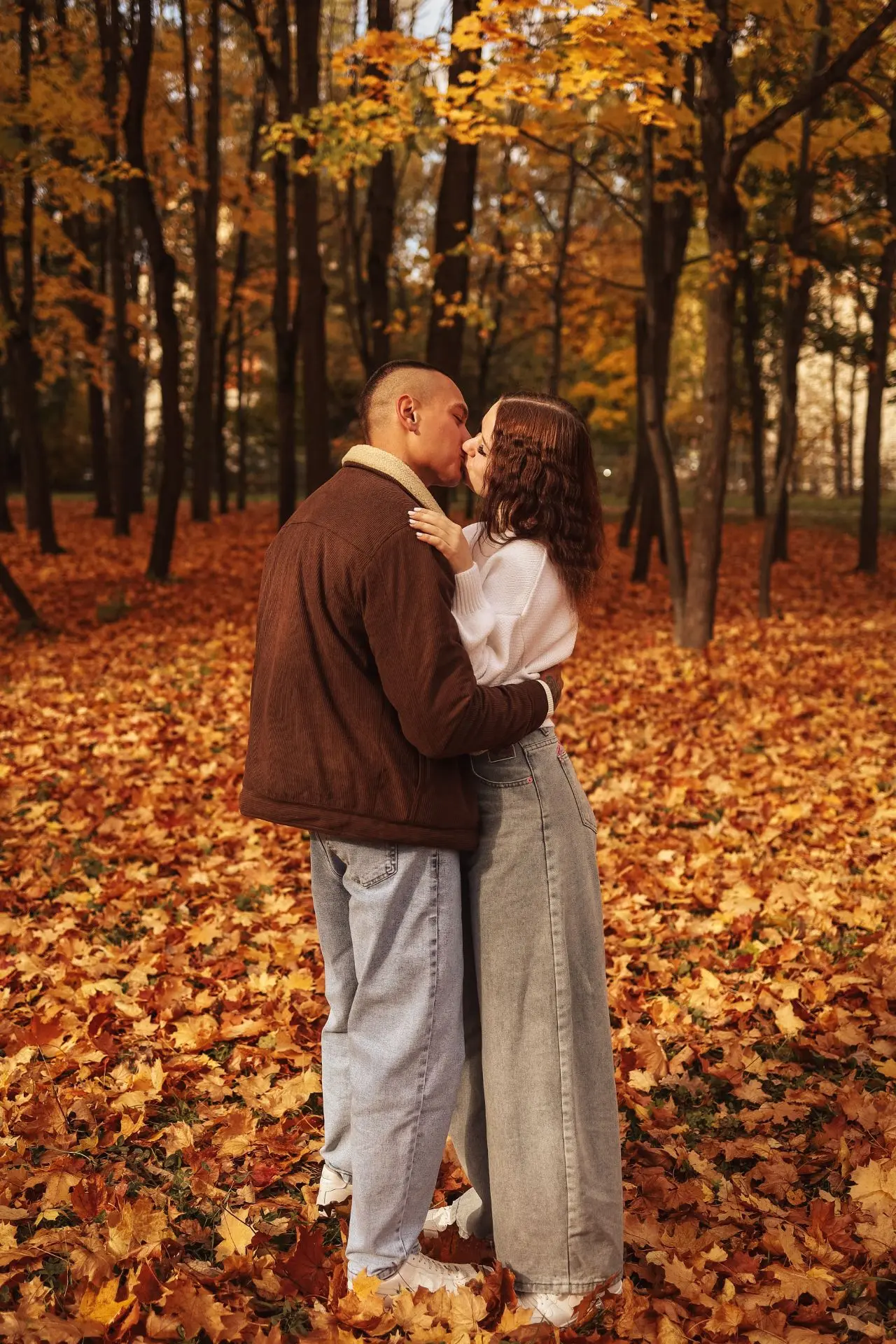 Редактирую наши осенние фотопрогулки и не могу налюбоваться 🥰🧡