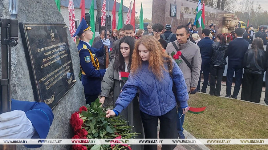 🇧🇾 🇺🇿 В Беларуси установили памятный знак узбекистанцам, погибшим при освобождении ...