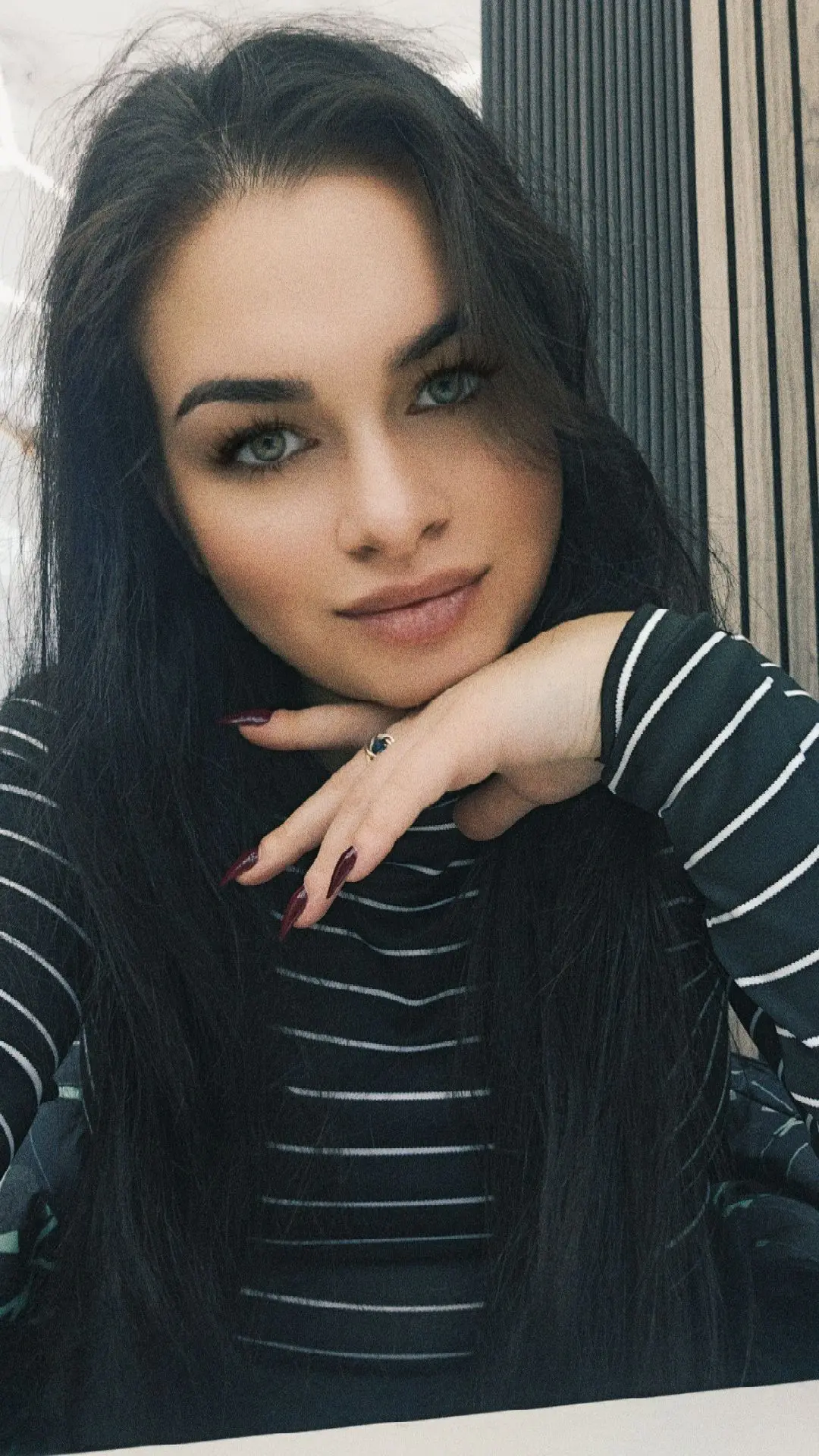 👧 Ди, 32