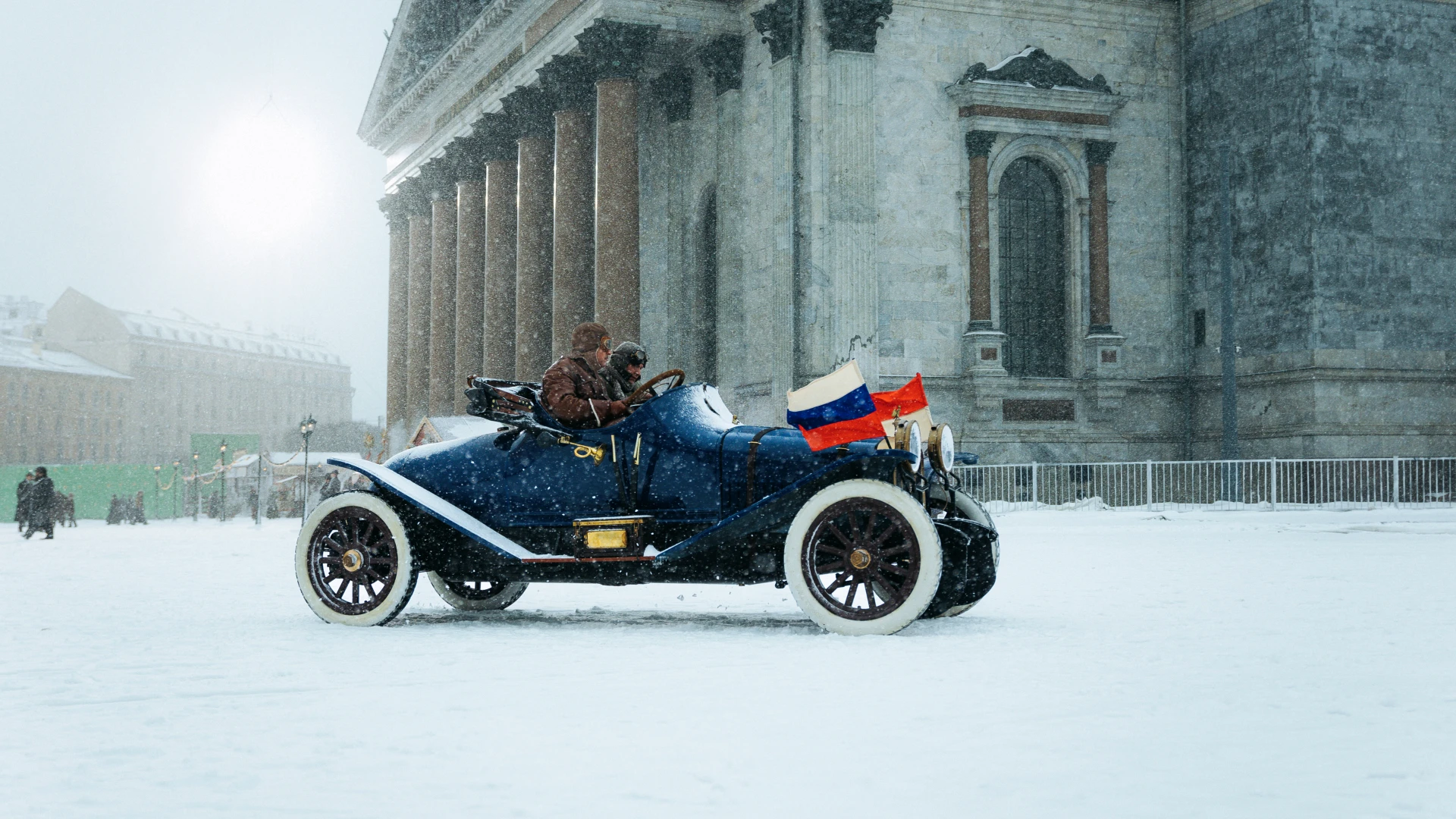 В широкий прокат вышел исторический блокбастер «Битва моторов». Это картина о создании ...