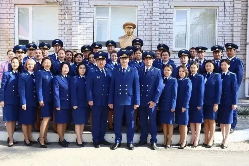 Прокуратура Калмыкии отмечает 104 года со дня образования.