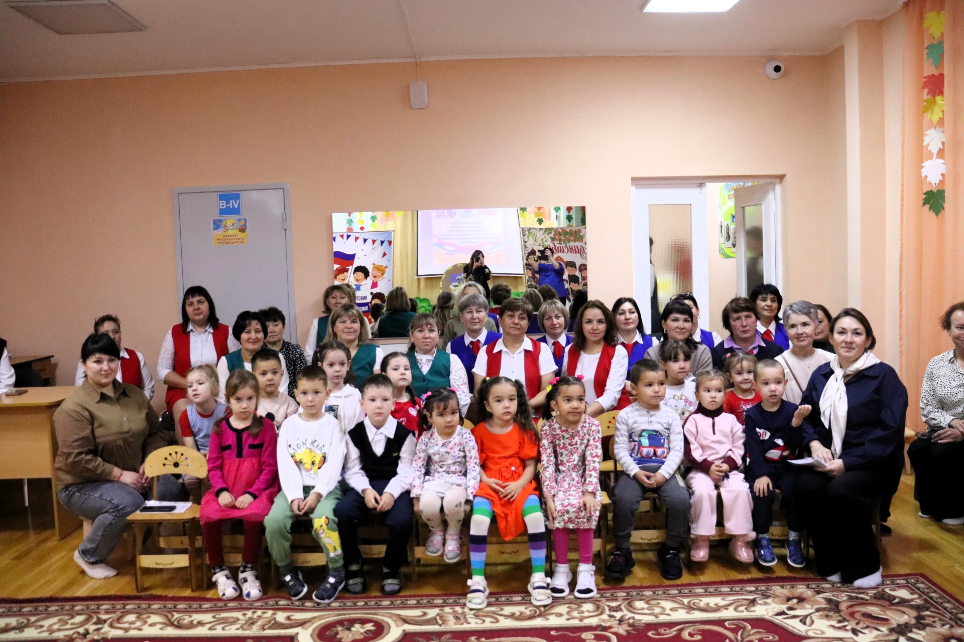 ✨🤗 Сегодня, 8 октября, в детском саду № 3 «Солнышко» села Бураево прошёл районный семи...