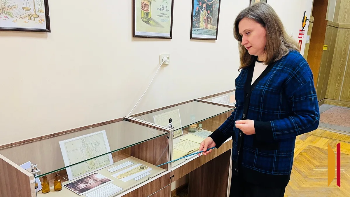 В таловском музее открылась выставка по истории аптечного дела