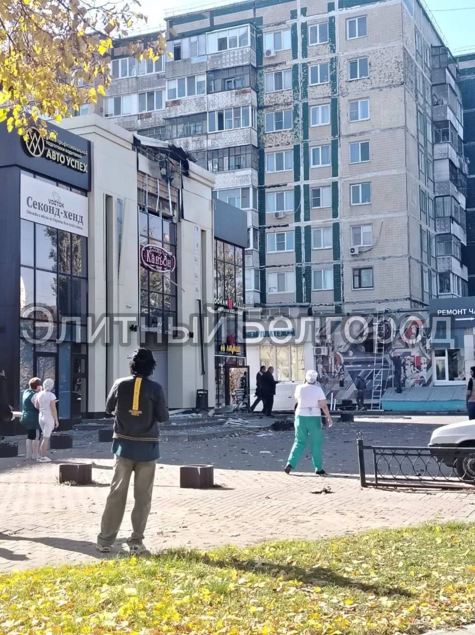 ❗️Публикуем еще кадры с места атаки вражеского БПЛА по магазину на Щорса