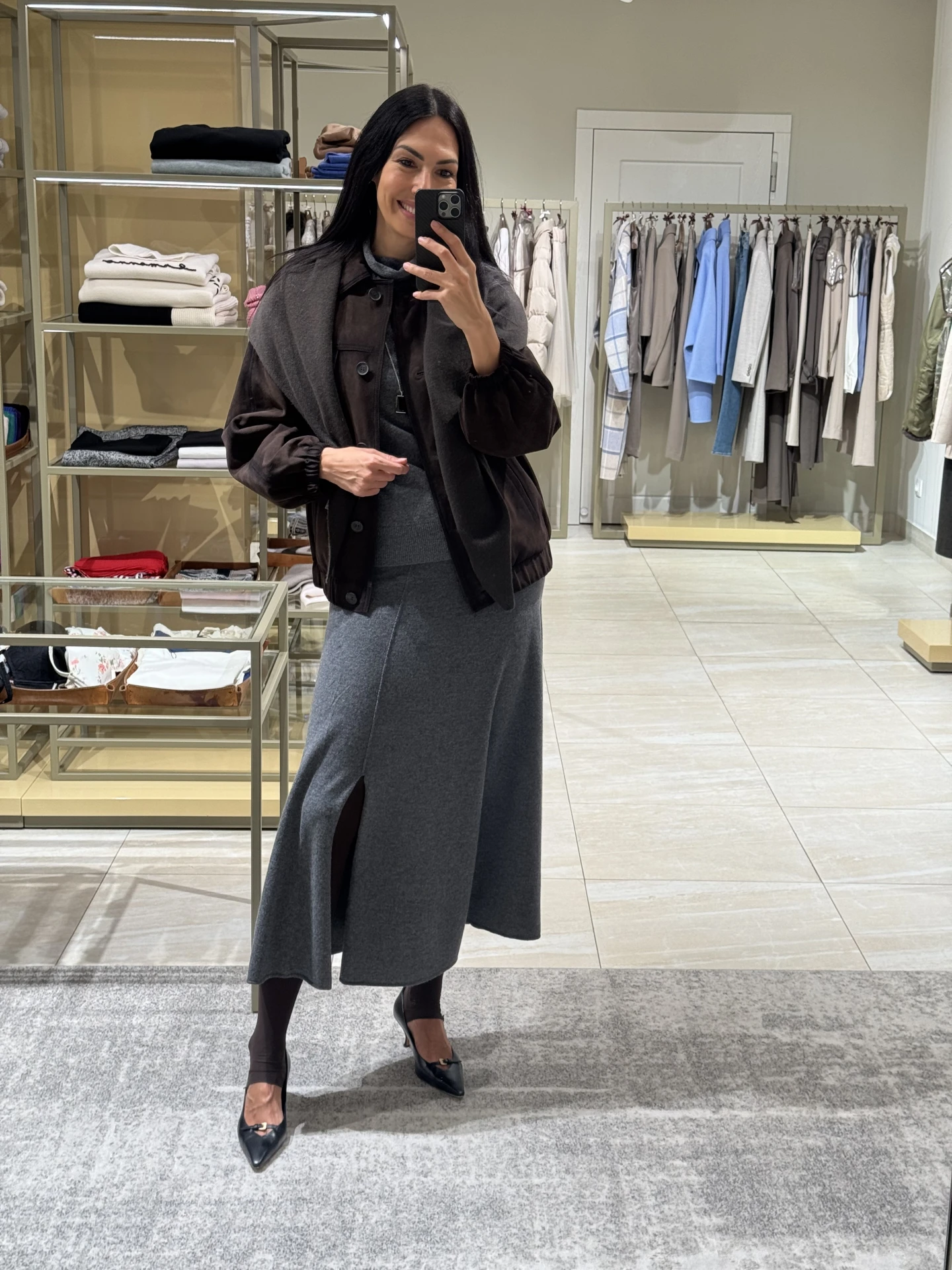 Лук дня от стилиста Ирины 👏 #Biancalancia #Riani #LeSilla