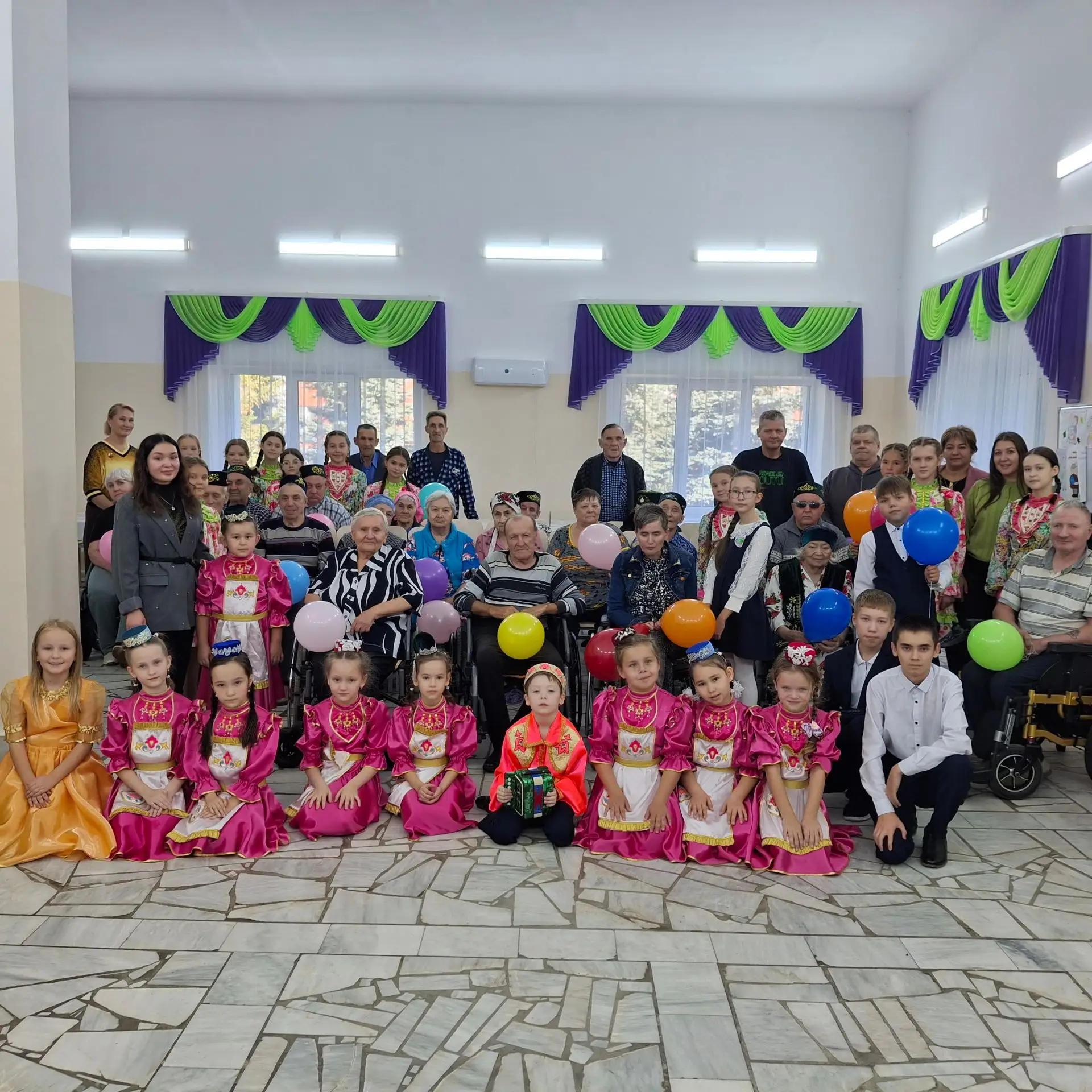 К нам в гости пришли замечательные ученики из музыкальной школы. Для наших проживающих ...