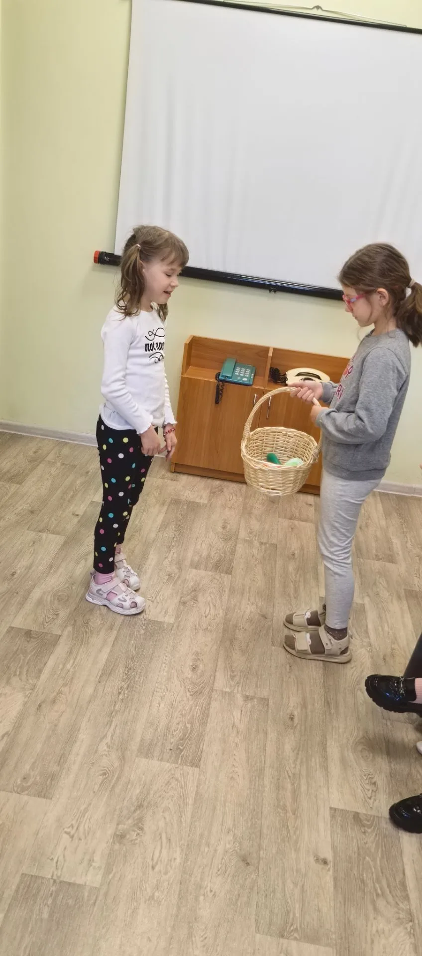 "Кояшкай" төркеме.Татар телендәге диалогта сүзләрне беркетү.