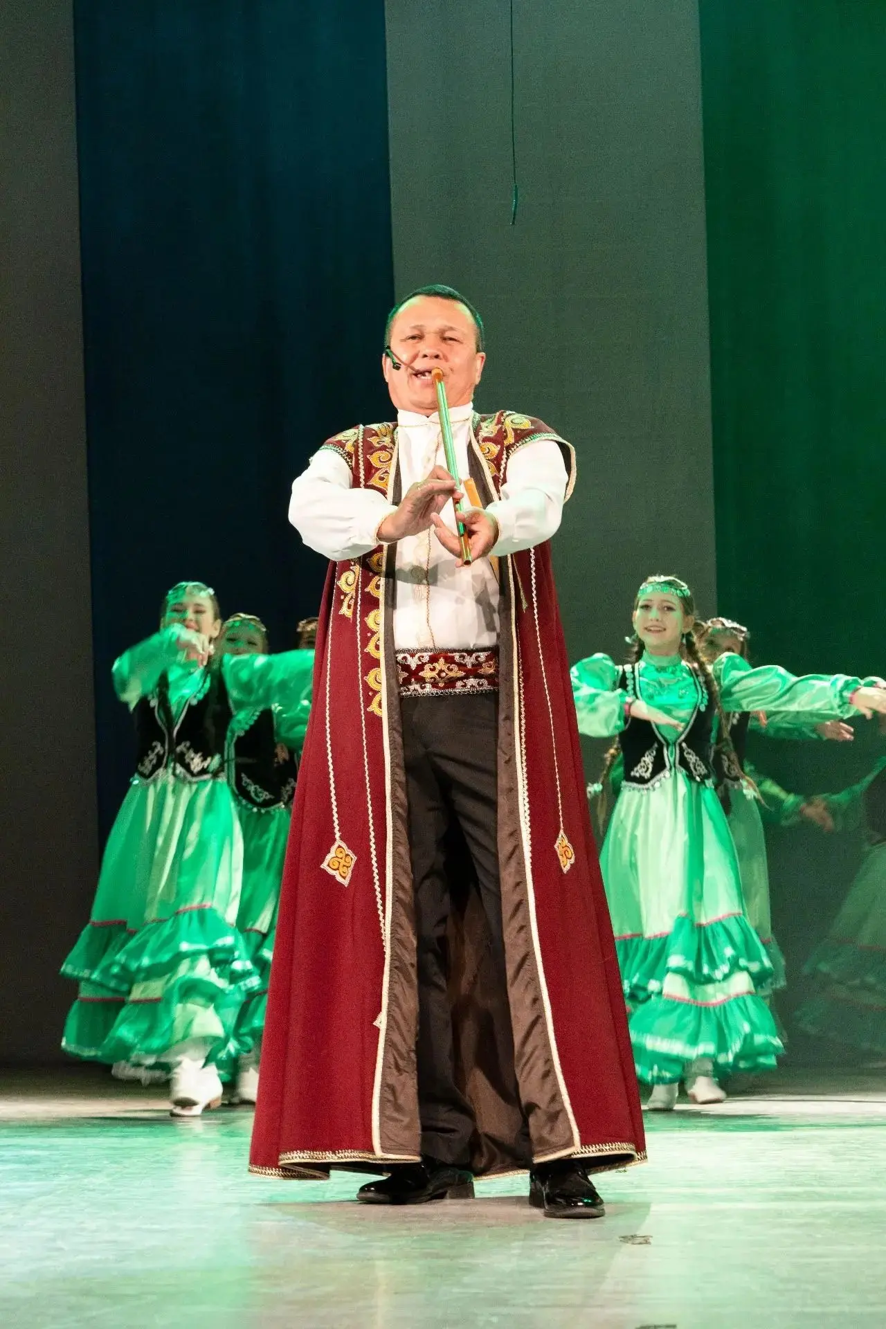 В честь Дня курая и ко Дню Республики Башкортостан филармония СГТКО представила премьер...